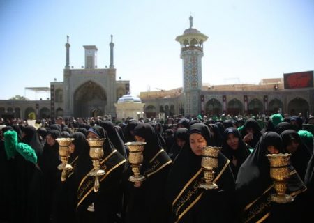 مردم قم شریک غم بانوی بزرگ اسلام در سالروز شهادت امام رضا (ع)